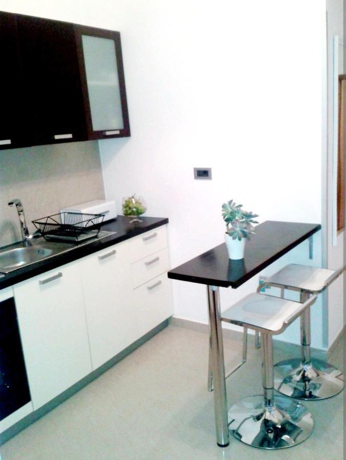 Apartment Ory Near The City Center With Free Parking Pula Exterior photo